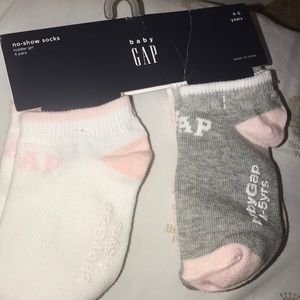 *Brand new* 4 pairs of No-show socks